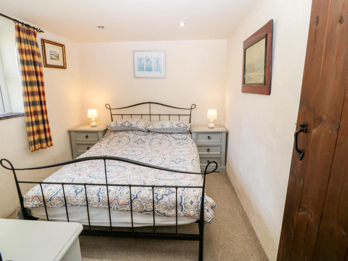Bwthyn Yr Helyg Willow Cottage Llannor Kültér fotó