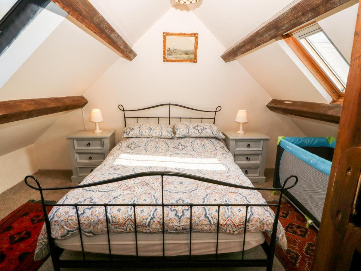 Bwthyn Yr Helyg Willow Cottage Llannor Kültér fotó
